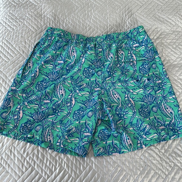 Men’s Vineyard Vines 7 inch Printed Chappy Swim Trunks Size: M - Picture 3 of 4